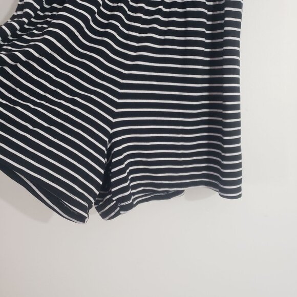 Gap Womens‎ XS Black White Striped Short-Sleeve Wrap-Style Romper Casual Summer - Picture 4 of 6